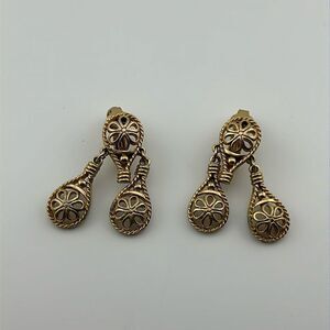 Vintage gold tone Vendome earrings
